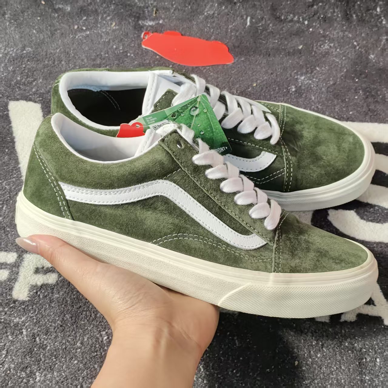 Vans Old Skool军绿全麂皮复古低帮情侣休闲滑板鞋VN0A4U3B2T4