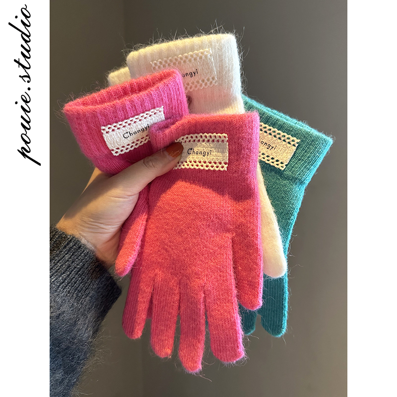 纯色贴布针织毛线手套女2025秋冬新款加厚保暖骑行五指防寒学生