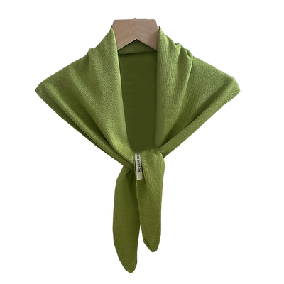 小众纯色三角形披肩针织小围巾