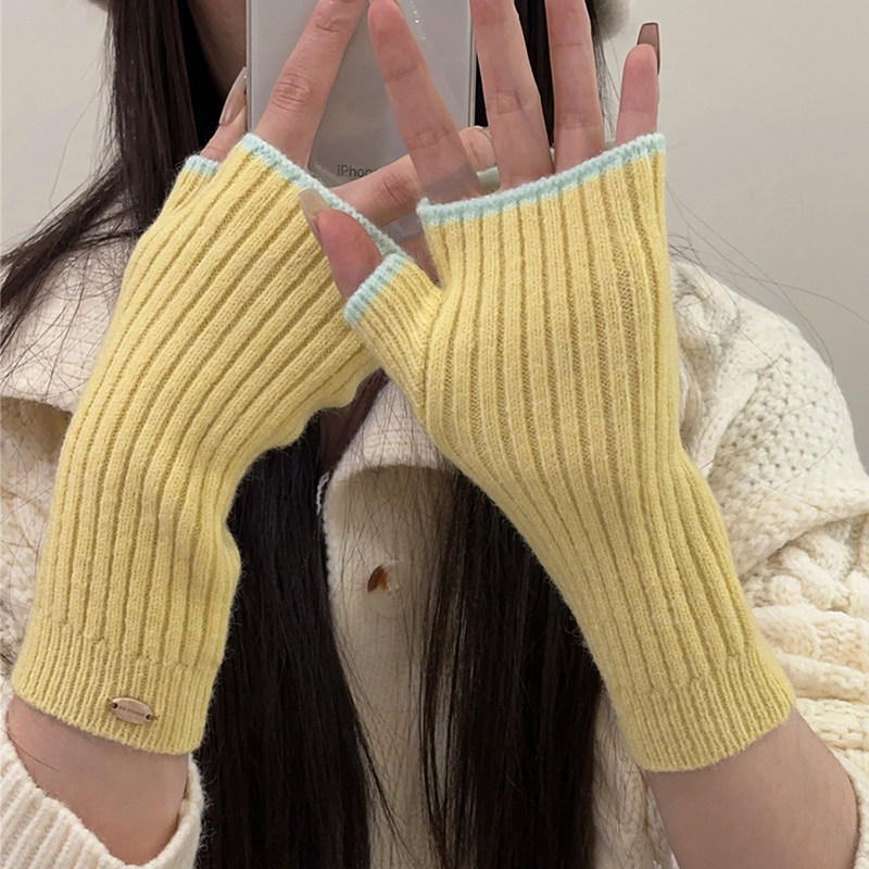 多巴胺撞色半指针织手套女2025冬季新款百搭学生保暖护腕毛线手套