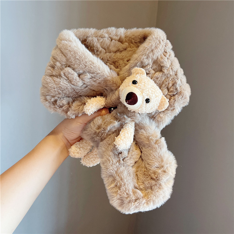 可爱小熊毛绒绒少女交叉柔软围巾