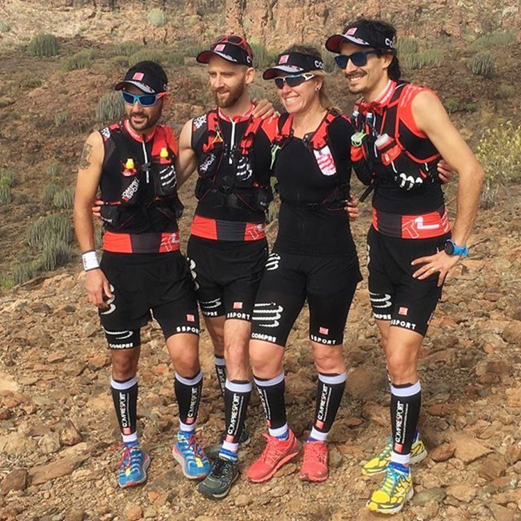 COMPRESSPORT R2 압축 송아지 슬리브 다리 보호대 무릎 보호대 레깅스 스포츠 사이클링 마라톤 러닝 남성 및 여성