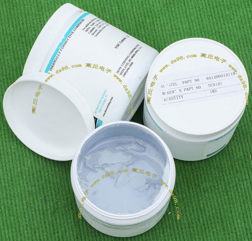 原装品，一罐重量1公斤，道康宁TC-5121电脑散热膏属性；不固化的、单组分；与塑料、聚酯、陶瓷的相容性极好.