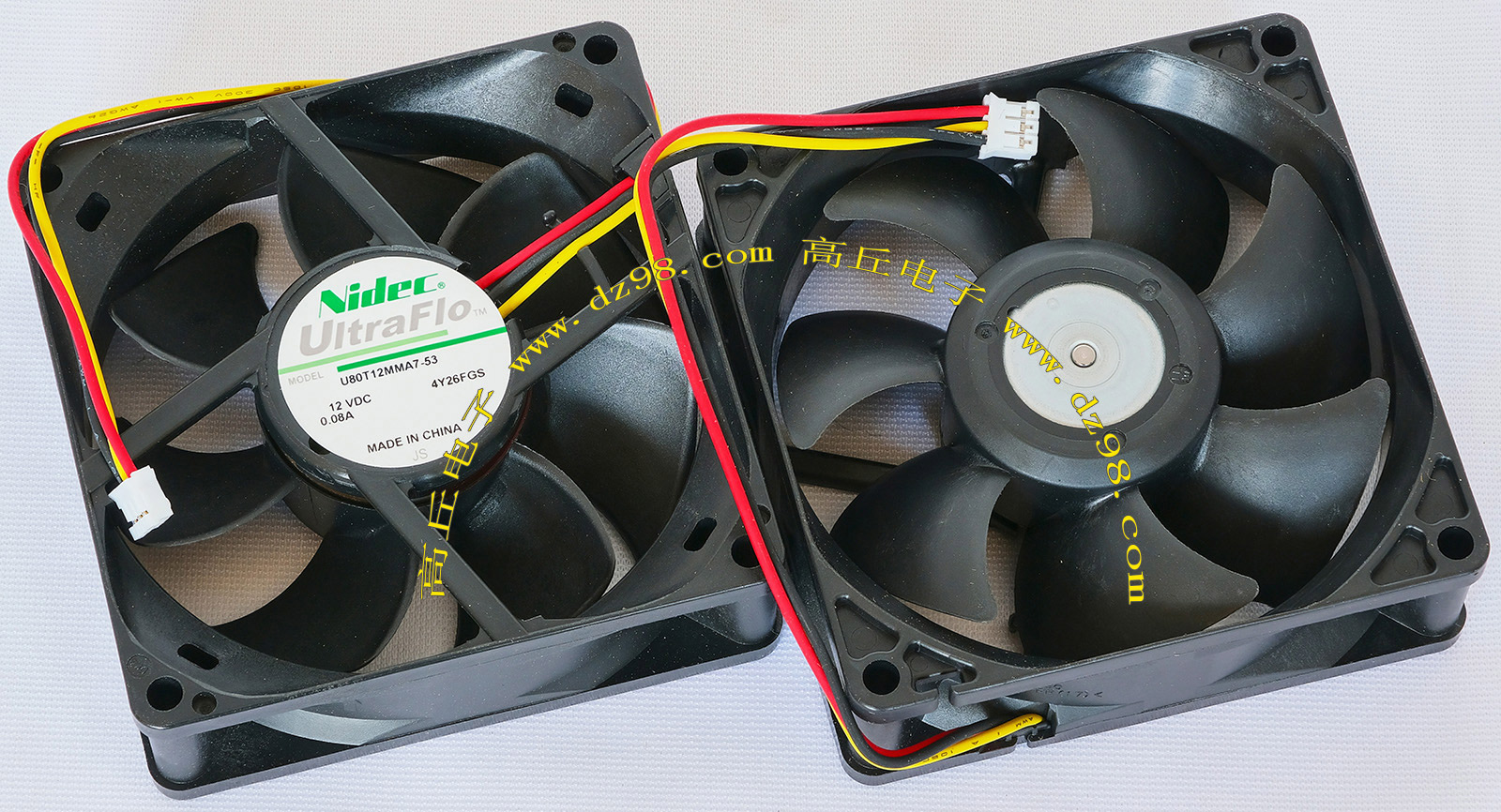 Nidec UltraFlo U80T12MMA7-53 12V 0.08A 低噪音 投影机风扇 - 实物图