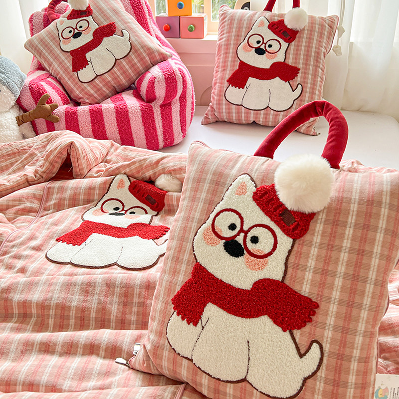 全棉卡通亲肤抱枕被子午休被纯棉沙发靠垫被折叠多功能汽车空调被