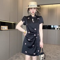 新中式蝴蝶刺繡連衣裙短袖女