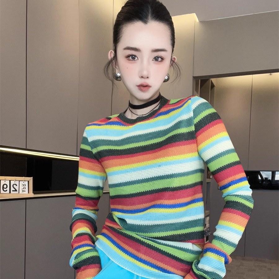 彩虹条纹针织衫女2025新款