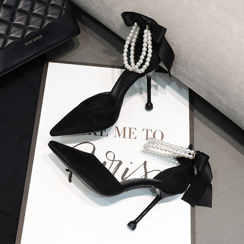 尖头细跟韩版珍珠黑色绒面高跟鞋