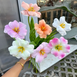 手感保湿布朗尼郁金香仿真花束客厅装饰摆件高级插花芬顿花瓶假花