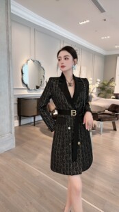 厂价大牌风高定轻奢专柜秋季新款醋酸拼提花小香风外套西装连衣裙