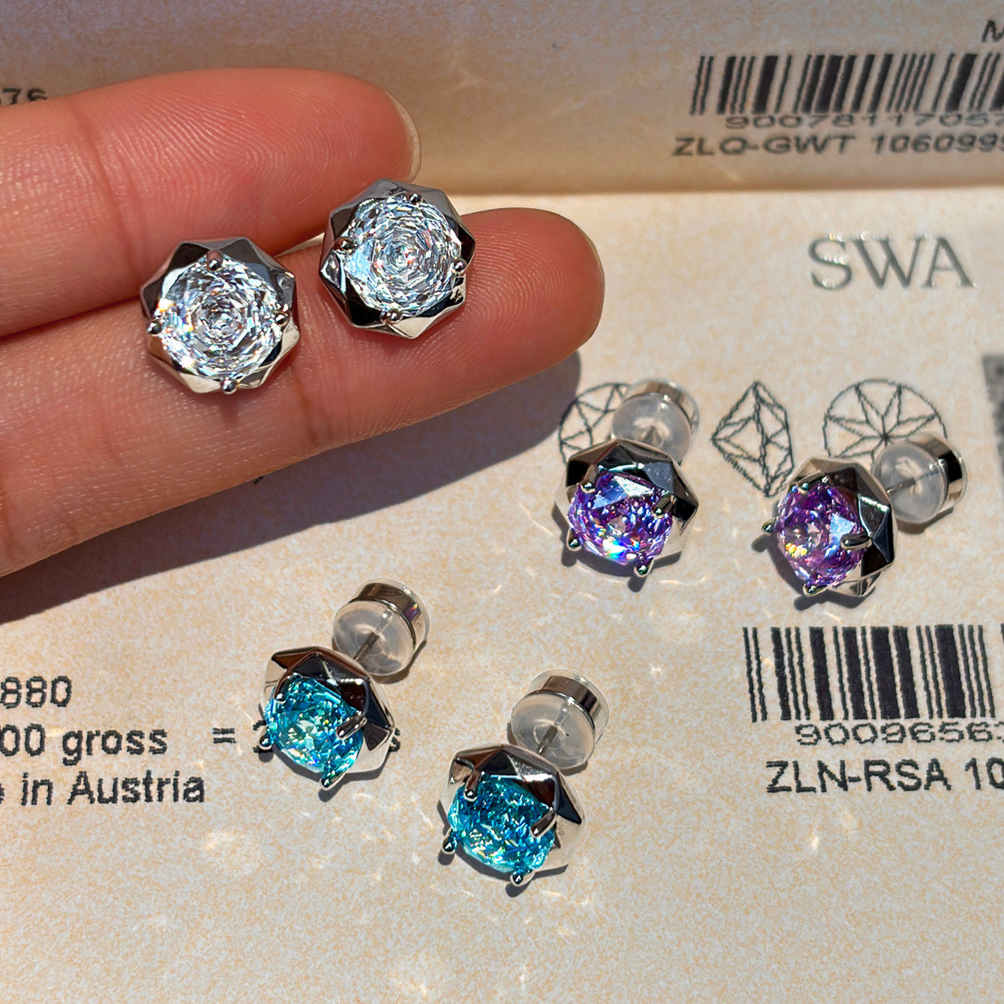 爆闪玫瑰切华子钻石耳环女轻奢高级感精致小巧睡觉免摘耳钉耳饰品