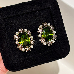独特漂亮橄榄绿色宝石花朵珍珠耳环女高级感轻奢耳钉气质夸张耳饰