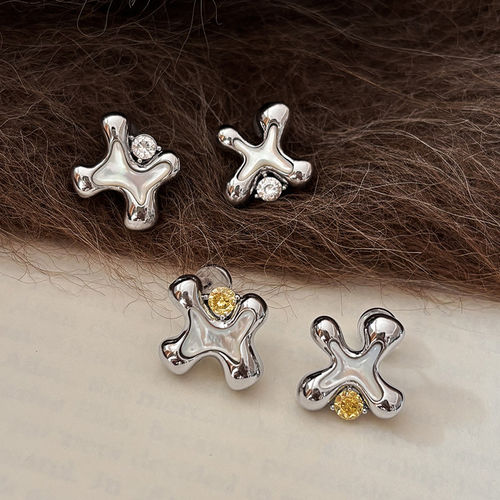 白贝母不规则纯银耳钉女