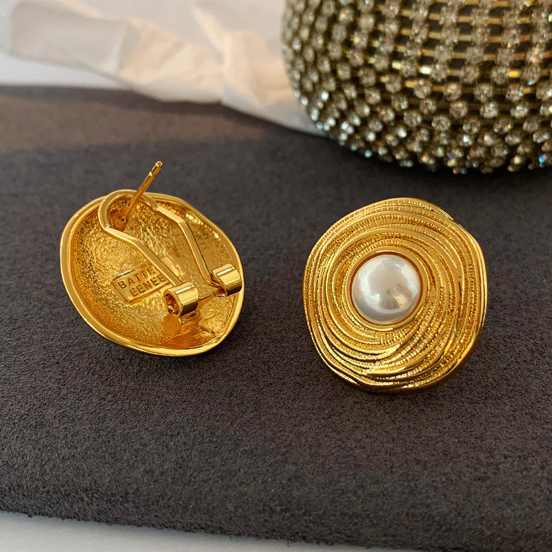 纯银独特金色珍珠耳环女轻奢高级感2026新款耳钉复古气质夸张耳饰