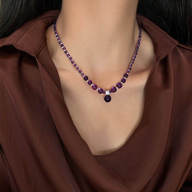 天然紫色水晶串珠项链女吊坠轻奢高级感2026新款秋冬毛衣链锁骨链