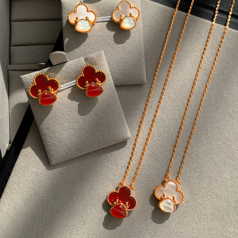 马年本命年红色玛瑙项链女轻奢小众高级感秋冬毛衣锁骨链新年礼物