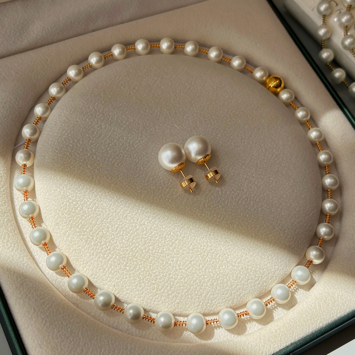 澳白珍珠项链女款满天星2026新款高级感轻奢小众叠戴锁骨颈链配饰