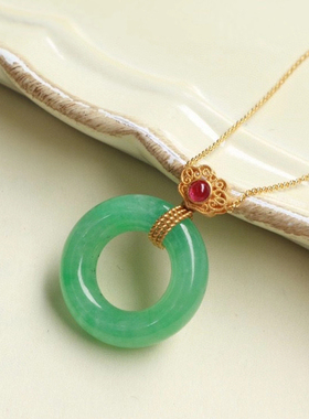 A货18k金镶嵌时尚流行宝石吊坠