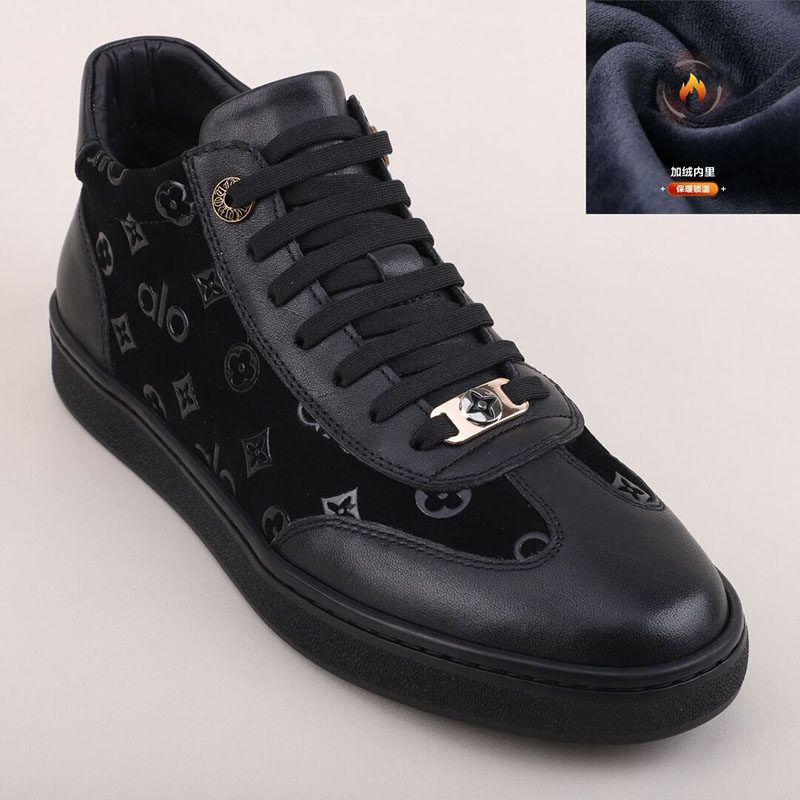 广州高端时尚休闲板鞋男2025秋冬加绒保暖高帮鞋复古潮牌个性短靴