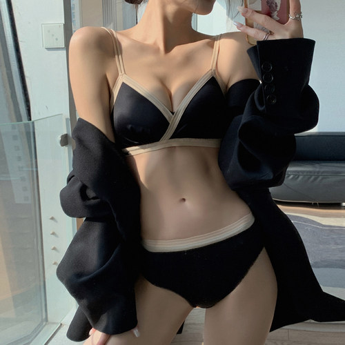 薄款内衣无钢圈聚拢法式