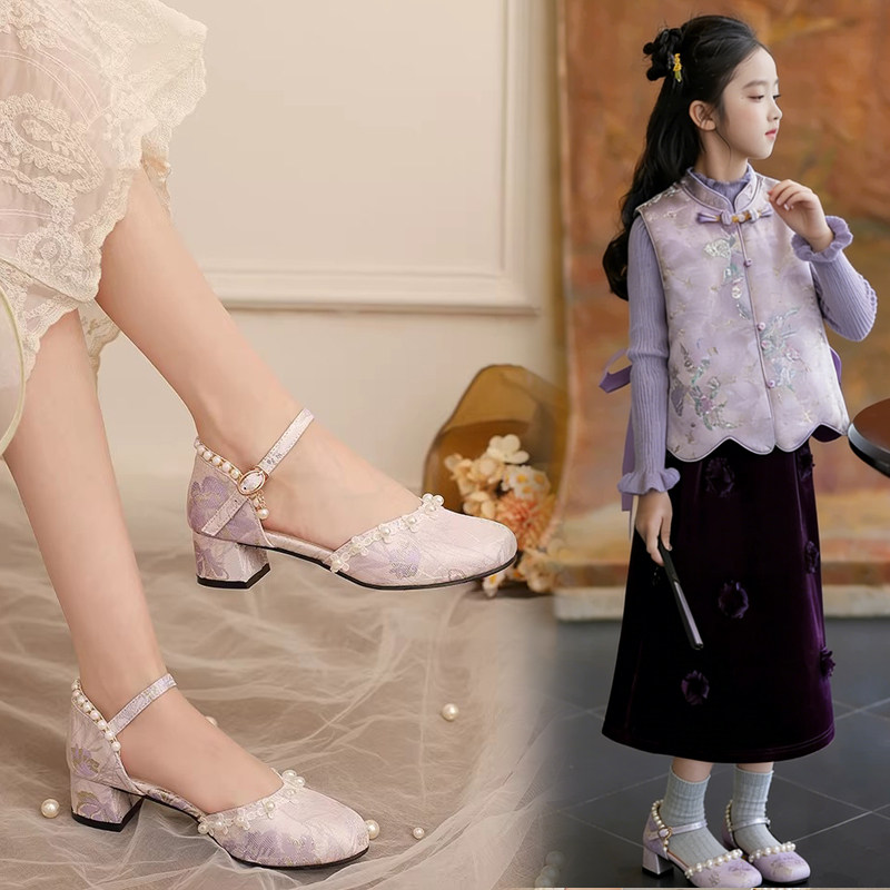 新中式汉服鞋子女童2026春秋季新款配旗袍绣花串珠中大童学生凉鞋图片