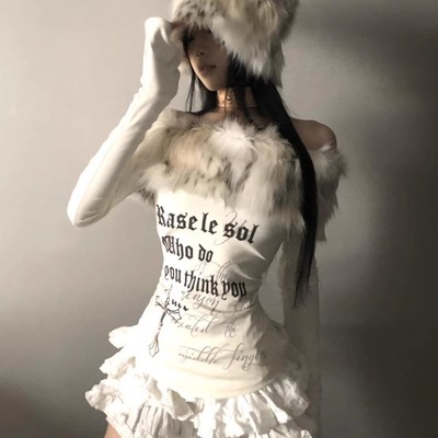 一字肩辣妹毛毛领露肩长袖t恤女