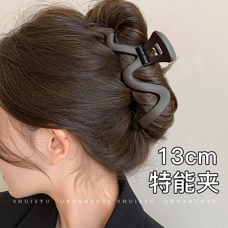 抓夹女2024新款高级感