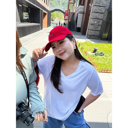 木子理想胖mm大码轻薄显瘦V领T