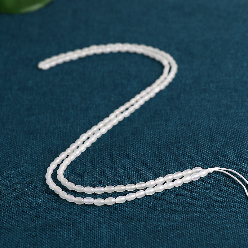 項鏈和田玉羊脂白玉米型珠玉掛繩