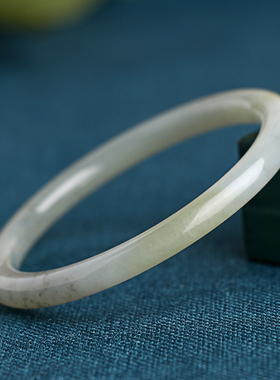 天然手镯新疆细条圆条和田玉镯子