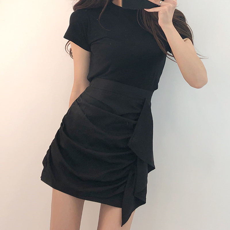 小个子风褶皱设计感遮肚高腰短裙