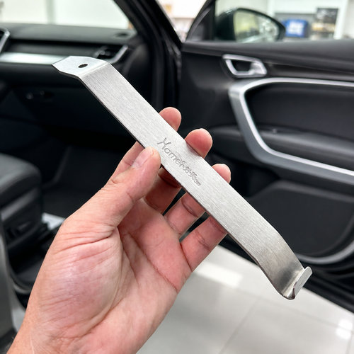 汽车脚垫安装施工翘板钩子