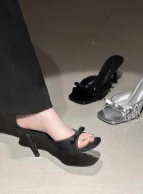 慢西西工作室新品~布面亮片蝴蝶结高跟凉拖鞋细跟露趾女拖鞋气质