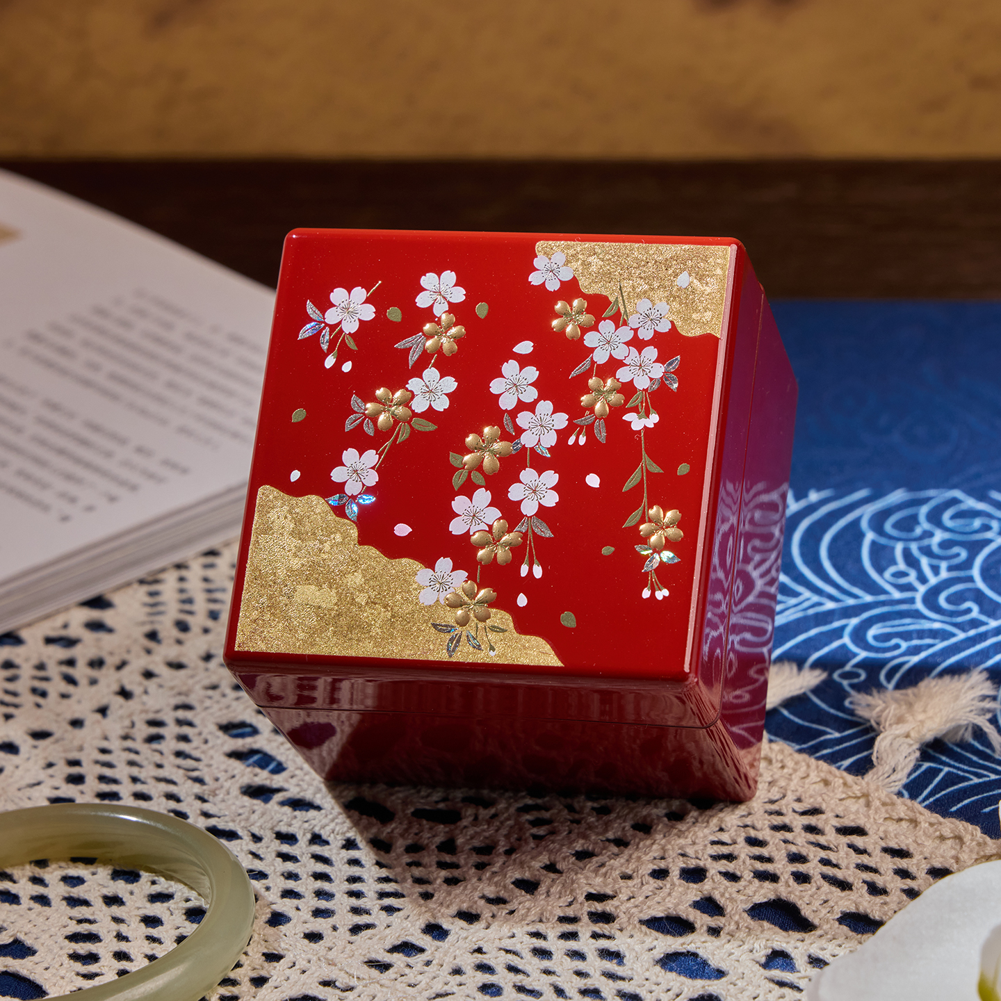 日本进口漆器首饰盒2025年新款手镯项链结婚五金首饰盒新婚礼物女