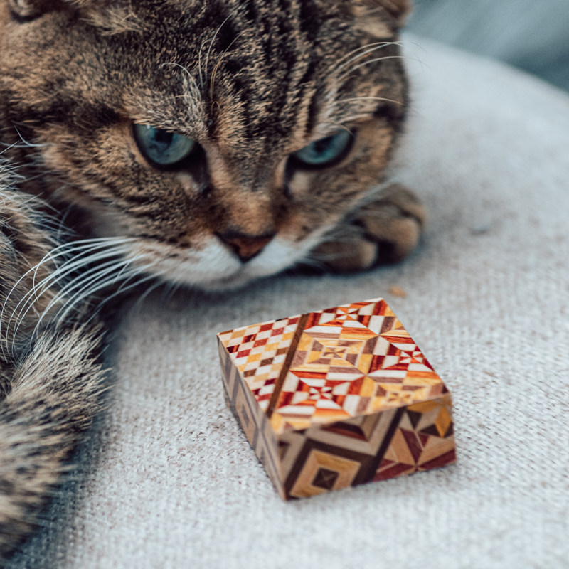 일본에서 수입된 요세 우드 가구 제조 오르골 산쿄 무브먼트 와인드업 뮤직 박스 장식품 소녀를 위한 생일 선물
