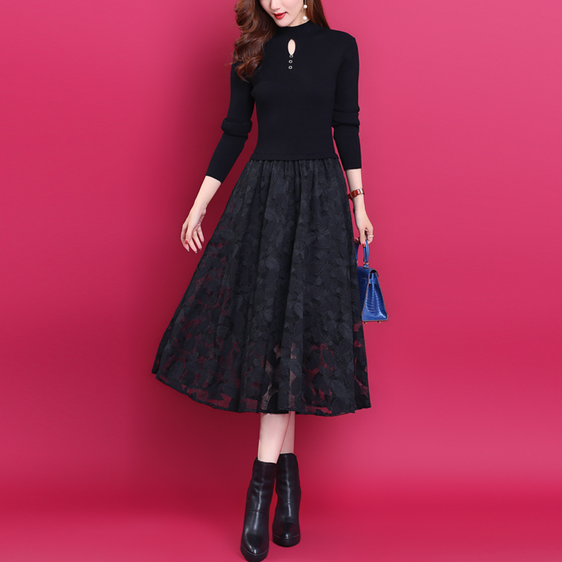 优雅气质拼接蕾丝修身针织连衣裙