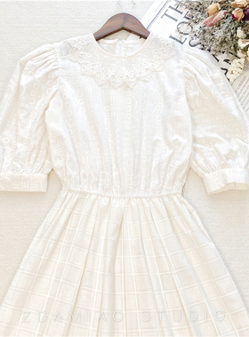 海淘美式复古少女米白暗纹印花蕾丝三角领古着vintgae连衣裙经典