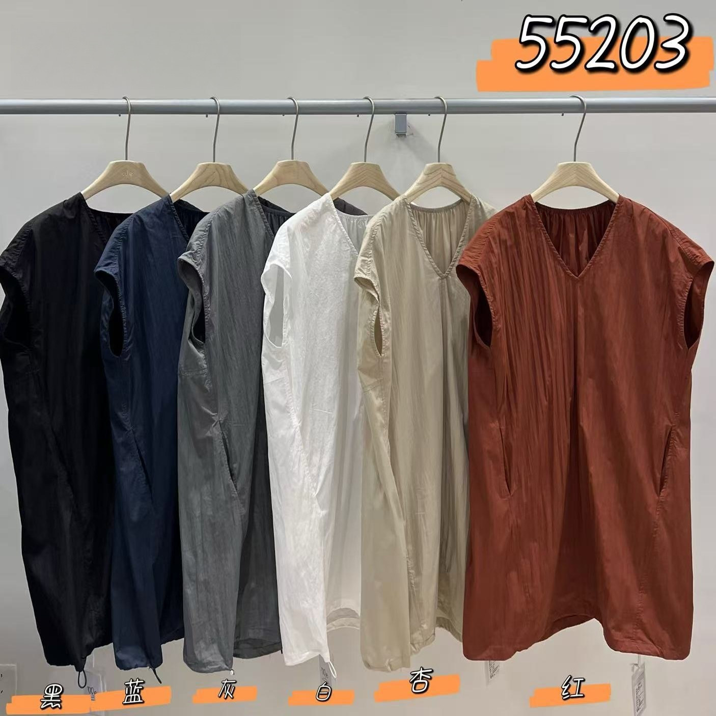 WE女装55203夏季新款韩版宽松大码胖mm休闲慵懒风V领长款套头衬衫