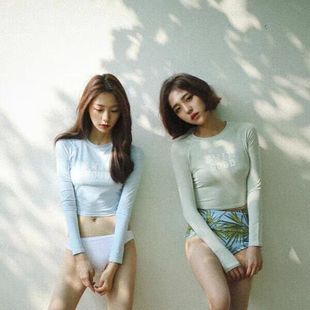 韩国冲浪浮潜水服长袖 防晒衣T恤分体比基尼水母服沙滩温泉泳衣