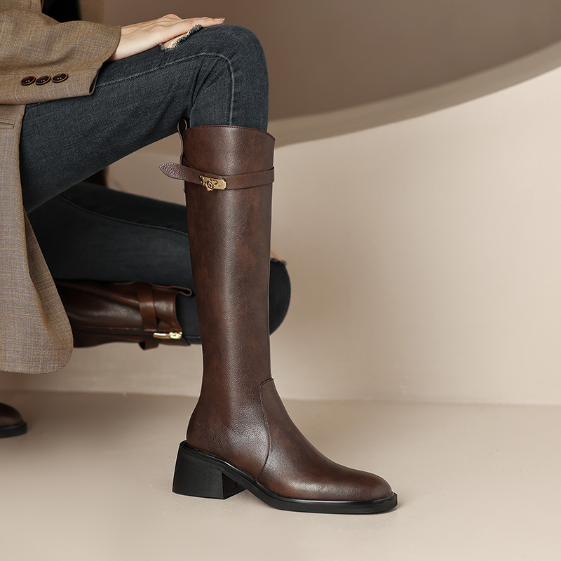 不过膝长靴女2025秋冬季新款真皮棕色显瘦长筒靴粗跟高筒骑行靴子