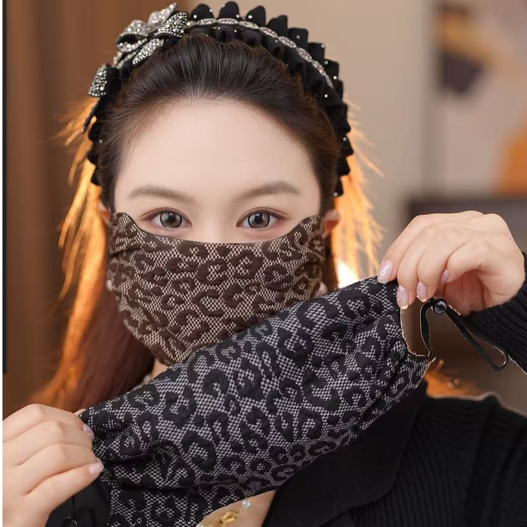 秋冬保暖口罩豹纹女高颜值新款防风防寒冬季口罩成人透气时尚面罩