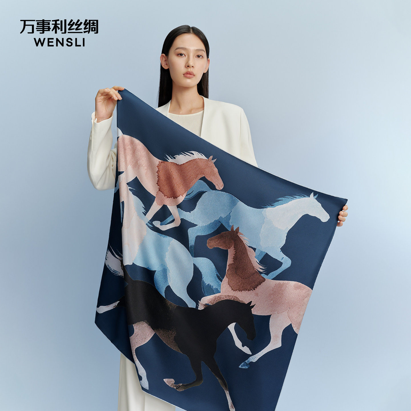 万事利26马年新年真丝丝巾围脖手卷披肩女送礼礼盒大方巾风之骏