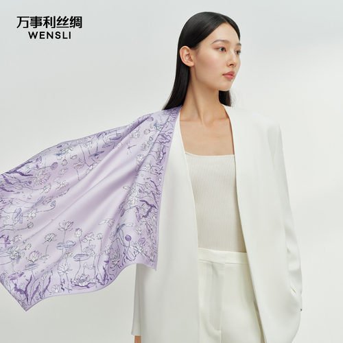 万事利26春夏新品真丝丝巾印花卷边中方巾围脖女送礼礼盒荷风吟