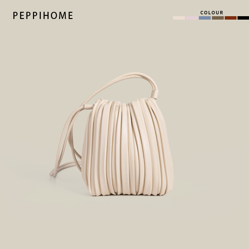 PEPPIHOME包包女式2025新款轻奢褶皱水桶包百搭高级感单肩斜挎包