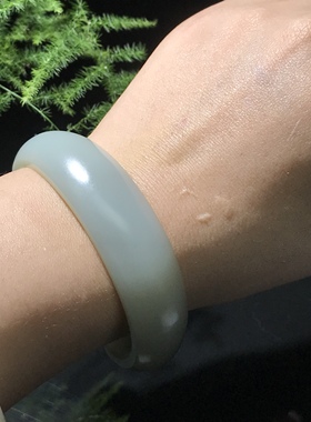 儒贤玉道新疆和田玉且末料奶蓝卡镯一级细料不盘自油的料子56内径