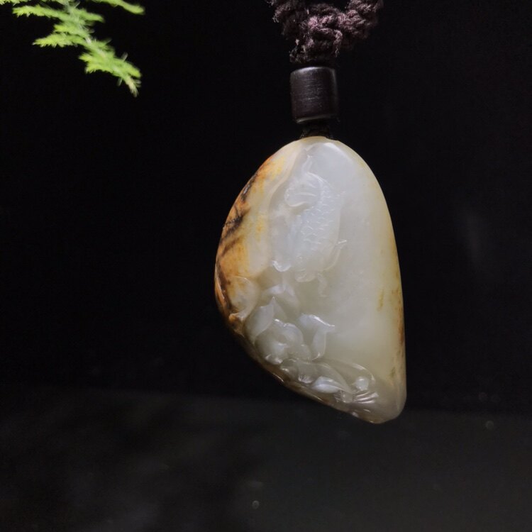 儒贤玉道新疆和田玉籽料连年有余独颗籽大挂件