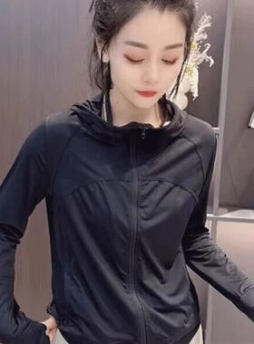 短款冰丝防晒衣女款2026春季新款轻薄凉感运动外套黑色连帽防晒服