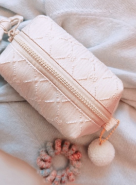 EVA小奶包宫廷风杏色奶油ins可爱小物收纳复古文艺随身化妆包小包