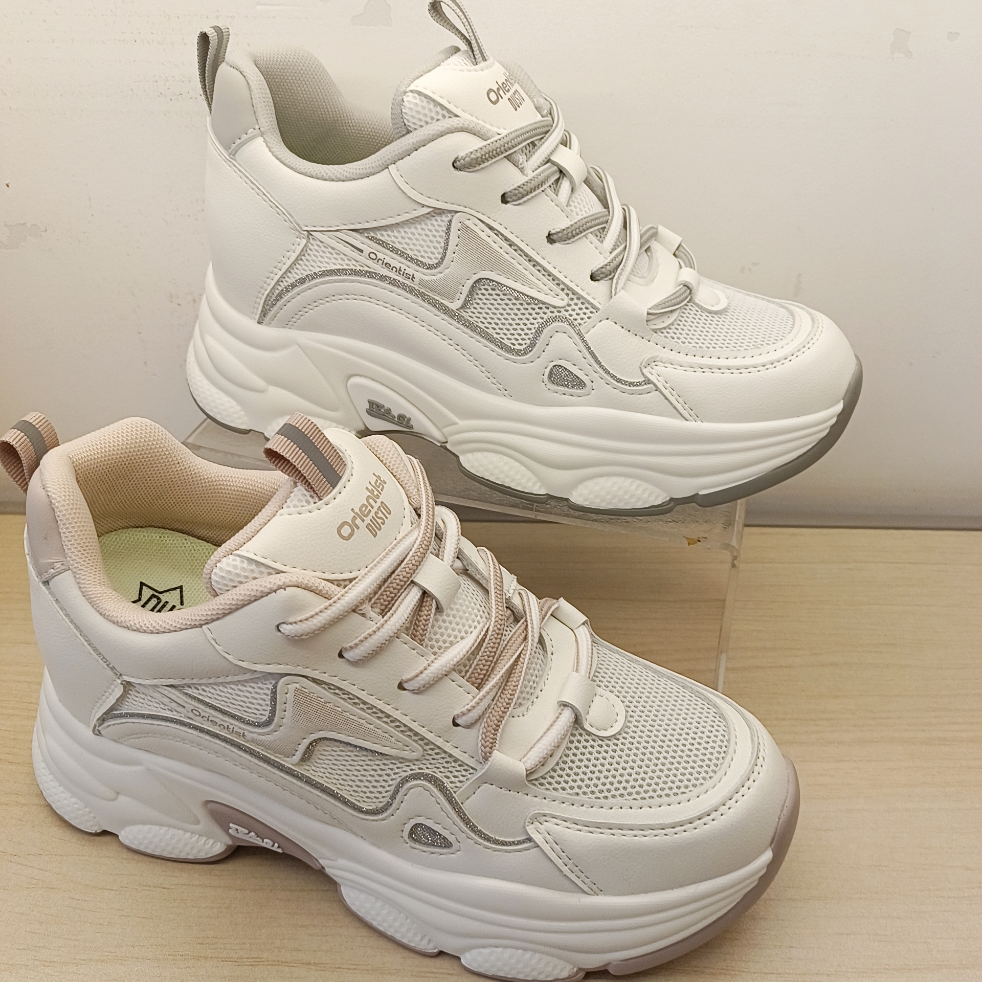 大东时尚老爹鞋女鞋2025春季新款内增高高跟圆头系带1310T