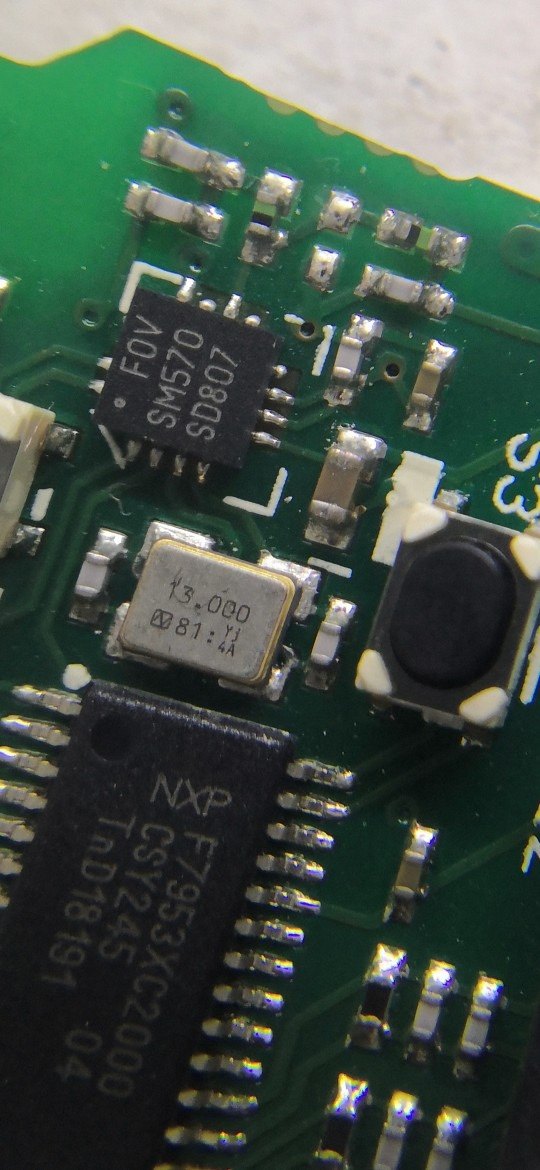 FOV F0V汽车遥控器漏电通芯片IC发射芯片16脚北汽智能卡钥匙